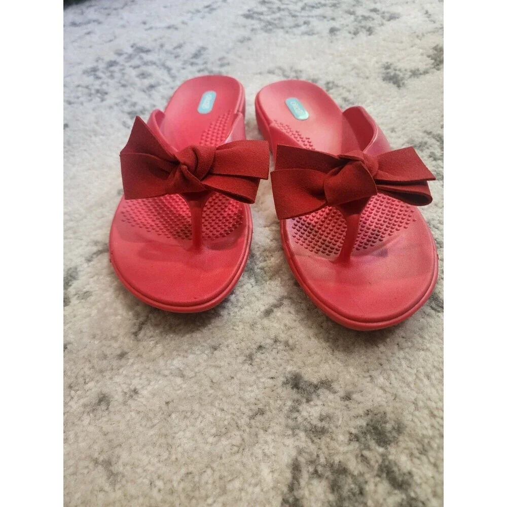 Oka B Rubber Thongs women's size L Color Cranberry Red comfort flip flops Bow